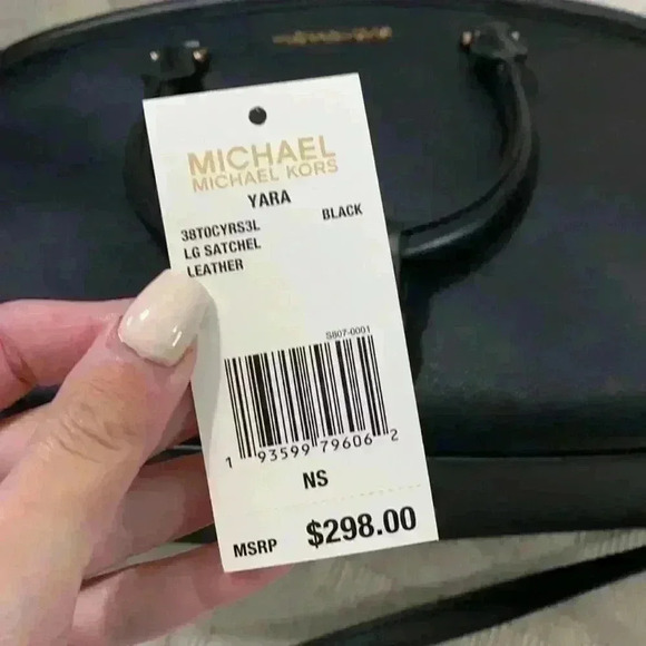 MK bag! - Picture 4 of 4